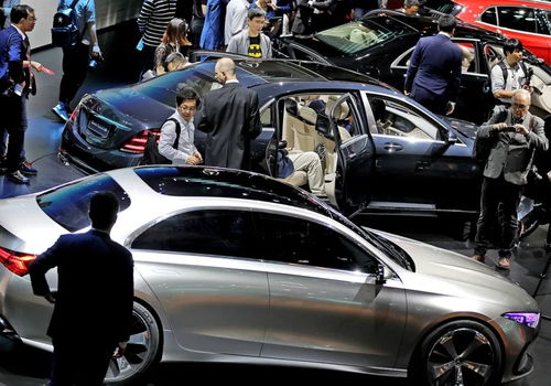 汽车行业安全警示 特斯拉召回超10万辆国产Model 3和Model Y，奔驰、保时捷同步公布召回计划